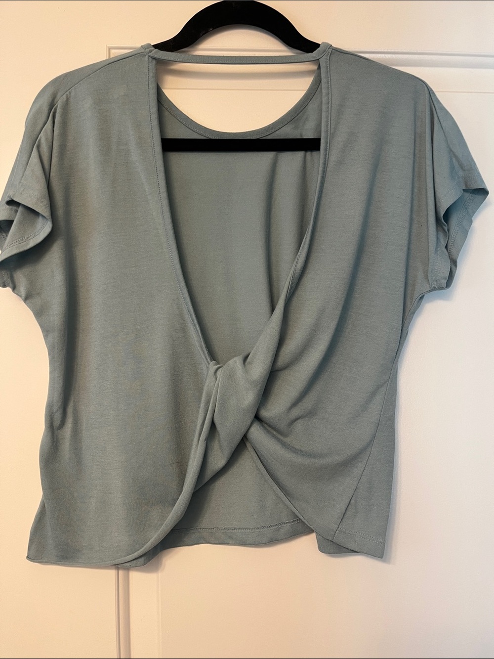 Women’s Twist-back t-shirt in Light blue